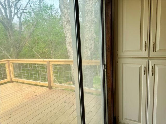 17494 Pleasure Heights Road, Springdale, AR 72764