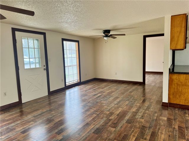 17494 Pleasure Heights Road, Springdale, AR 72764