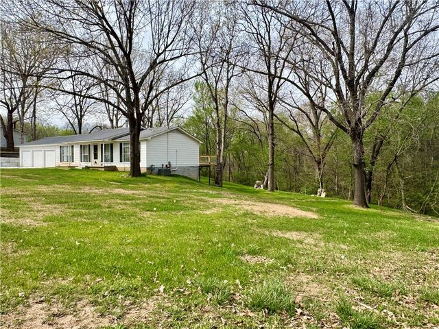 17494 Pleasure Heights Road, Springdale, AR 72764