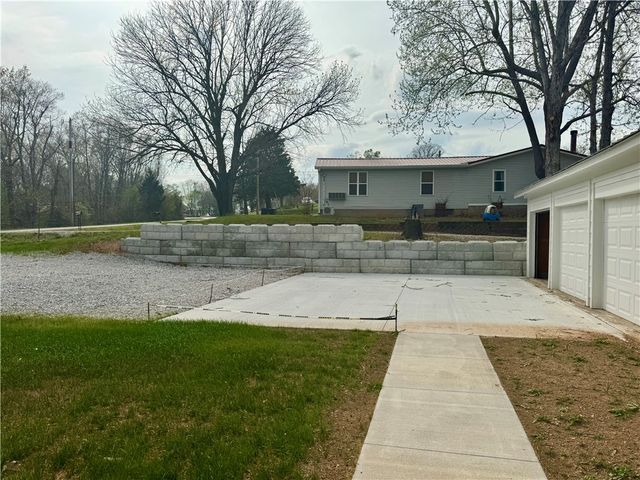 17494 Pleasure Heights Road, Springdale, AR 72764