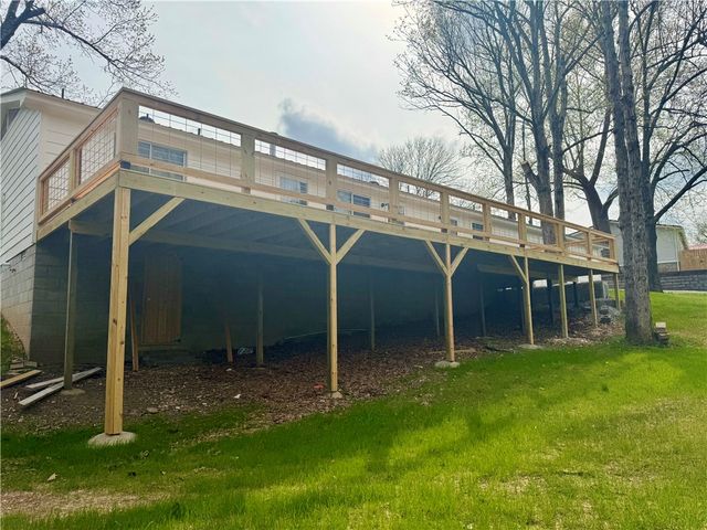 17494 Pleasure Heights Road, Springdale, AR 72764
