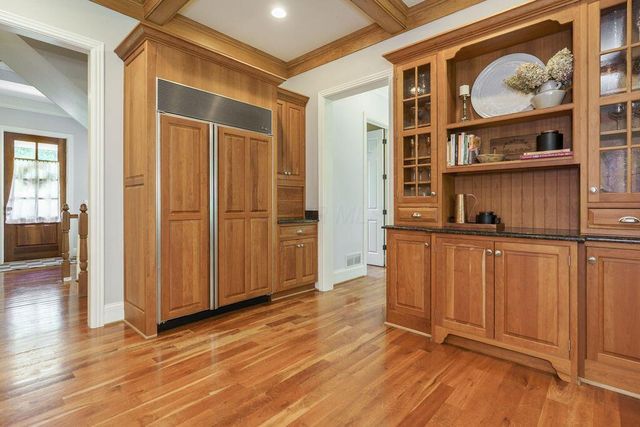 8382 Deep Run, Powell, OH 43065