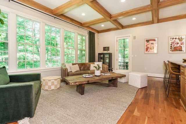 8382 Deep Run, Powell, OH 43065