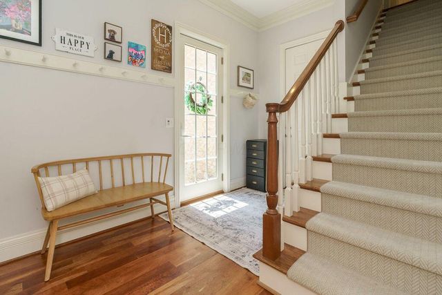8382 Deep Run, Powell, OH 43065