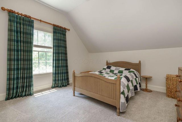 8382 Deep Run, Powell, OH 43065