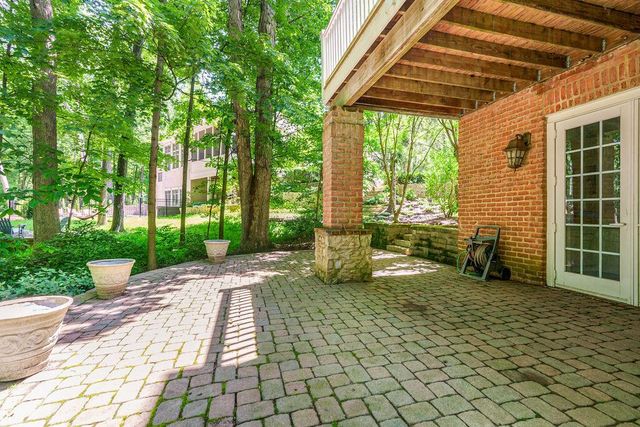 8382 Deep Run, Powell, OH 43065