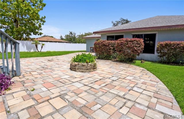 1906 S Overview Drive, Lecanto, FL 34461