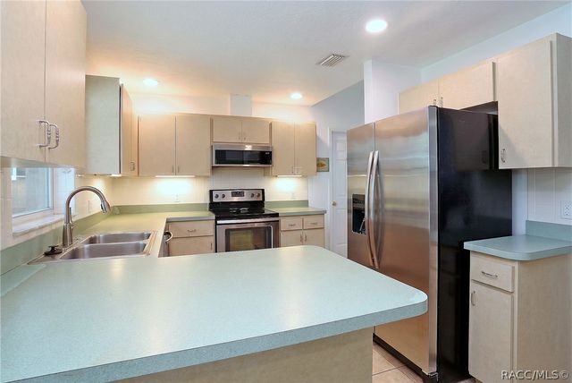 1906 S Overview Drive, Lecanto, FL 34461