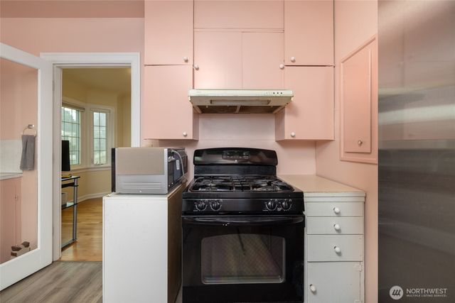 703 N 8th Street, Mount Vernon, WA 98273