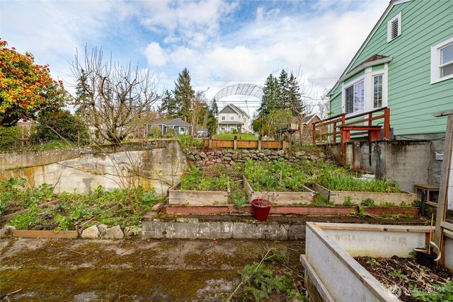 703 N 8th Street, Mount Vernon, WA 98273