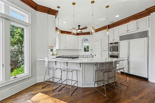 920 Curlew NW Court, Atlanta, GA 30327