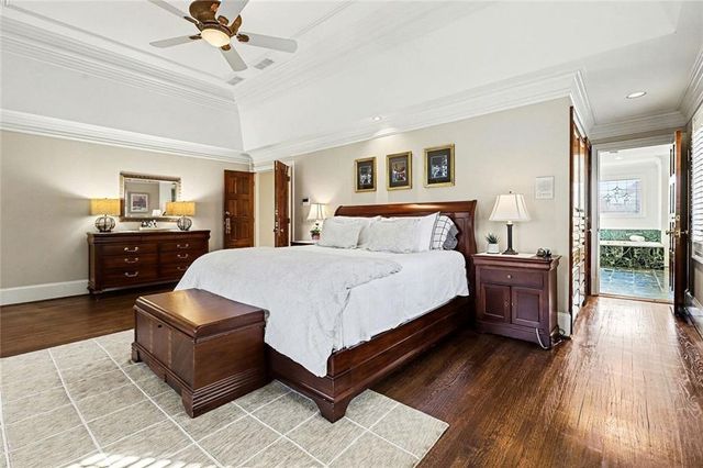 920 Curlew NW Court, Atlanta, GA 30327