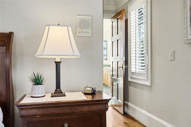 920 Curlew NW Court, Atlanta, GA 30327