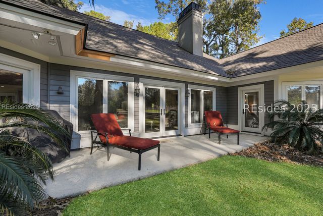 9 Winding Oak Dr, Okatie, SC 29909