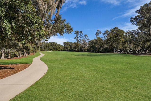 9 Winding Oak Dr, Okatie, SC 29909