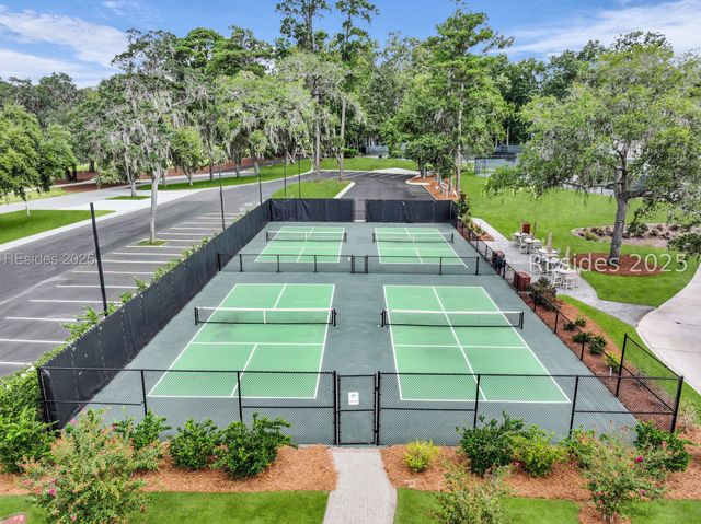 9 Winding Oak Dr, Okatie, SC 29909