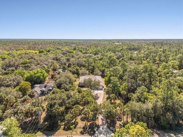 1440 16th Ave NE, Naples, FL 34120