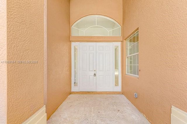 1440 16th Ave NE, Naples, FL 34120