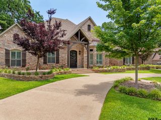 1965 Stonegate Valley Dr., Tyler, TX 75703