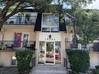 18245 Burnham Avenue 5, Lansing, IL 60438