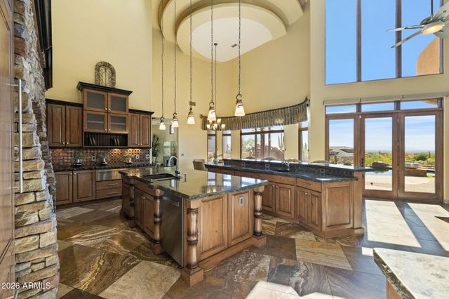 8540 E MCDOWELL Road 21, Mesa, AZ 85207