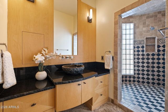 8540 E MCDOWELL Road 21, Mesa, AZ 85207