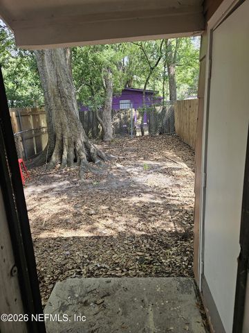 1975 ERLINE Drive, Jacksonville, FL 32209