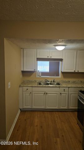 1975 ERLINE Drive, Jacksonville, FL 32209