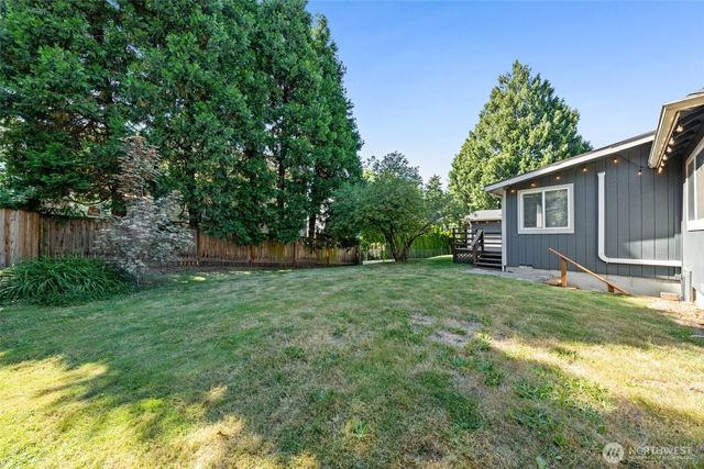 1421 N 32nd Street, Renton, WA 98056