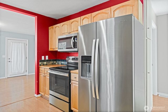 1421 N 32nd Street, Renton, WA 98056