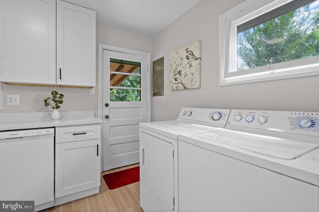 6927 COLUMBIA DR, Alexandria, VA 22307