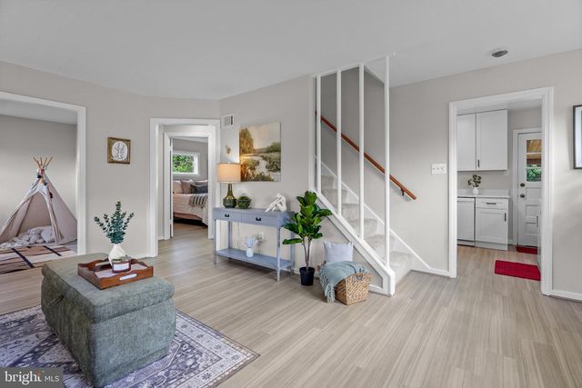 6927 COLUMBIA DR, Alexandria, VA 22307