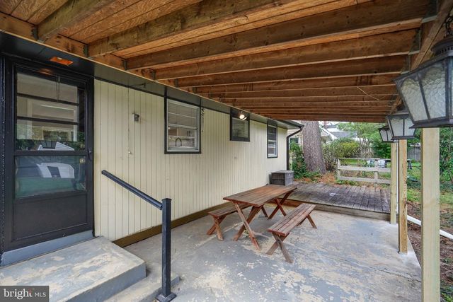 6927 COLUMBIA DR, Alexandria, VA 22307