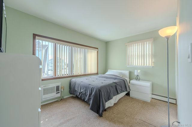 711 S Bayview Avenue, Freeport, NY 11520