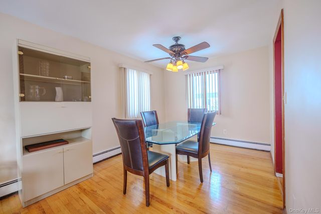 711 S Bayview Avenue, Freeport, NY 11520