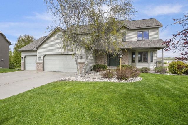 3153 Bollenbeck Street, Cross Plains, WI 53528