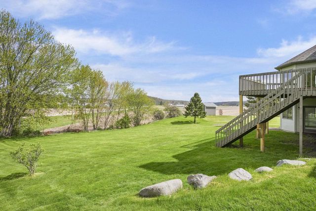 3153 Bollenbeck Street, Cross Plains, WI 53528