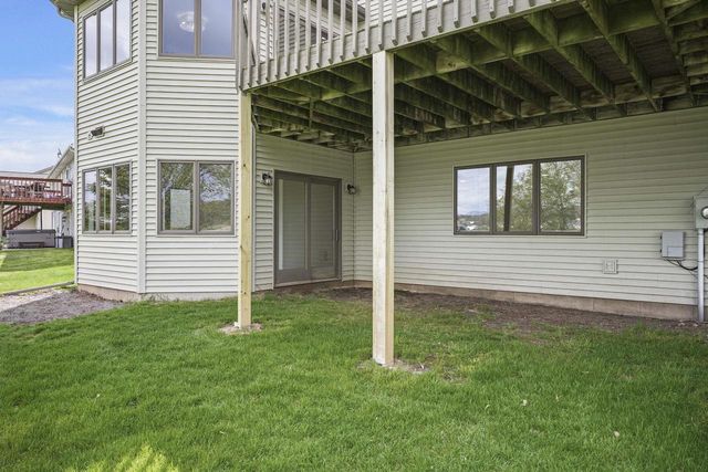 3153 Bollenbeck Street, Cross Plains, WI 53528