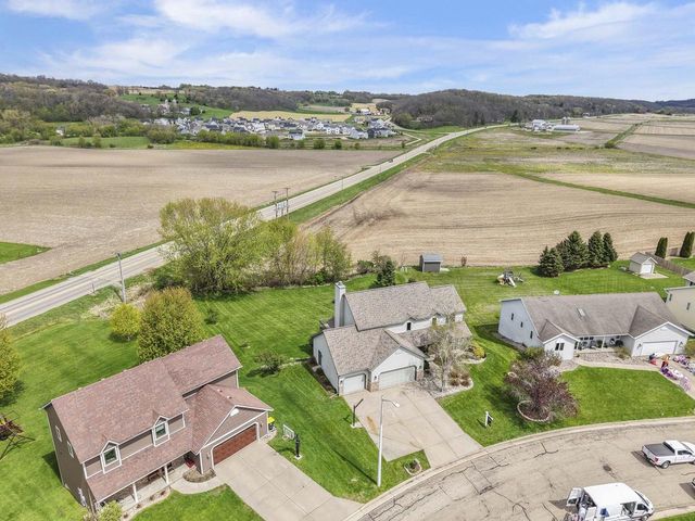 3153 Bollenbeck Street, Cross Plains, WI 53528