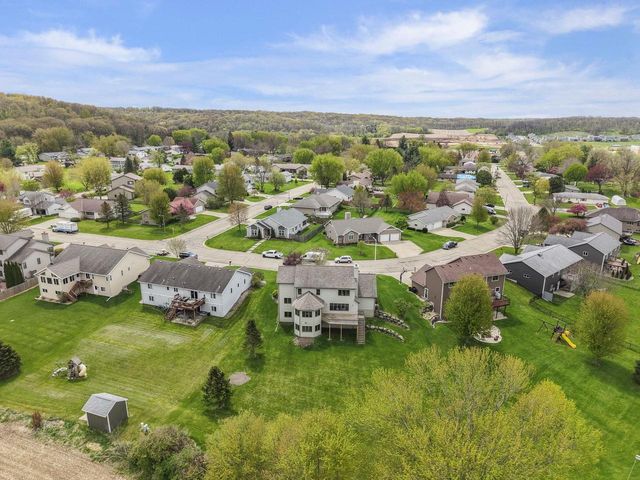 3153 Bollenbeck Street, Cross Plains, WI 53528