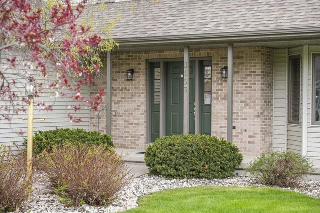 3153 Bollenbeck Street, Cross Plains, WI 53528