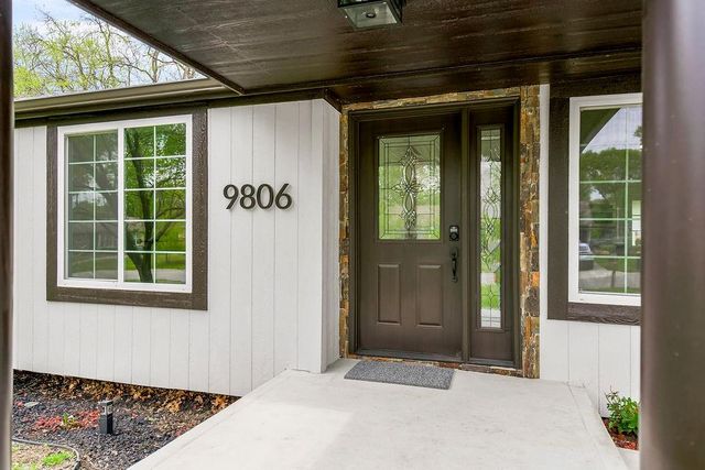 9806 Bennington Avenue, Kansas City, MO 64134