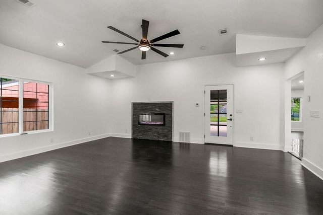 9806 Bennington Avenue, Kansas City, MO 64134