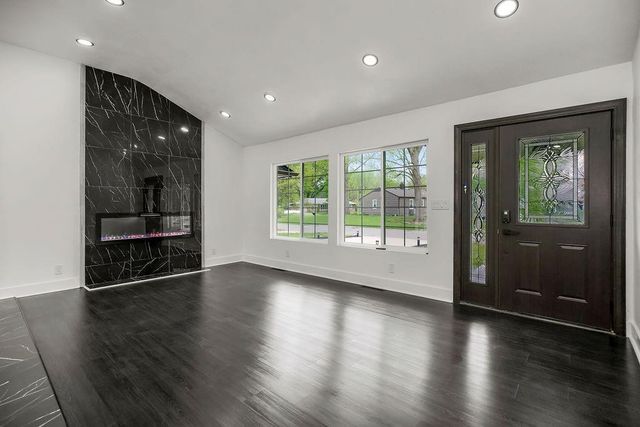 9806 Bennington Avenue, Kansas City, MO 64134