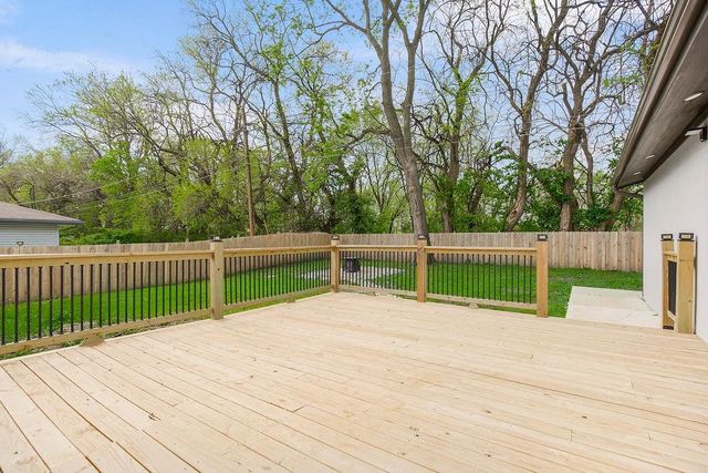9806 Bennington Avenue, Kansas City, MO 64134
