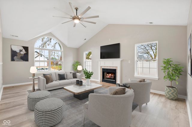 7674 Doone Valley Court, Avon, IN 46123