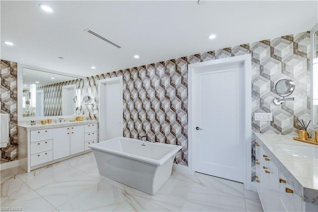 13925 Old Coast RD 905, Naples, FL 34110