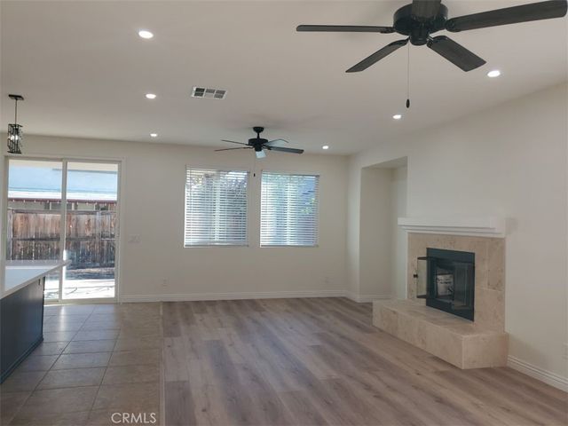 1183 Roadrunner, San Jacinto, CA 92582