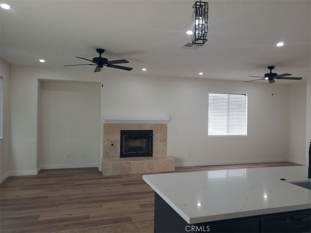 1183 Roadrunner, San Jacinto, CA 92582