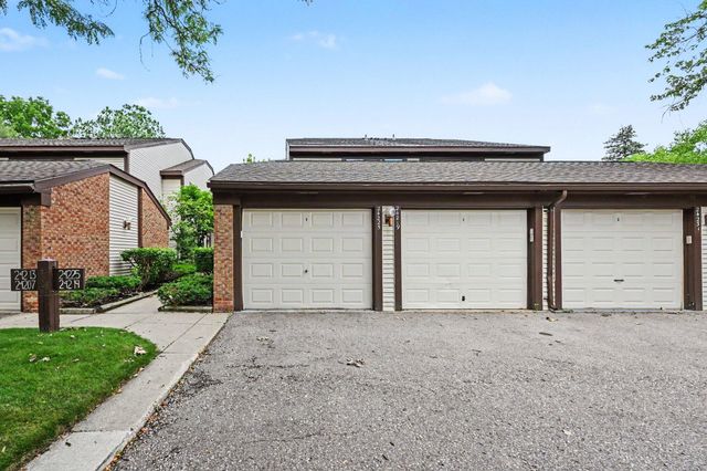 24225 Evergreen Road, Southfield City, MI 48075